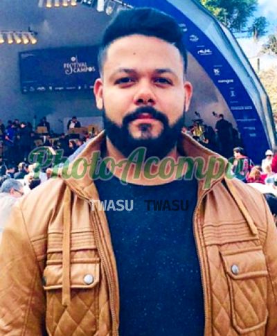 Hugo, homem que faz massagens eróticas em Barueri