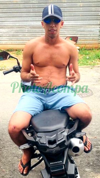 Jhow, garoto de programa em São Paulo