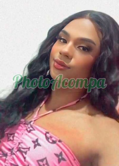 Vitória Nogueira, transex em Cambé