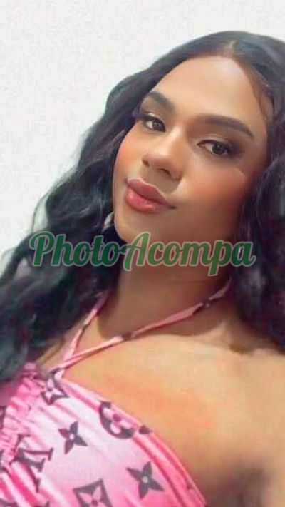 Vitória Nogueira, transex em Cambé