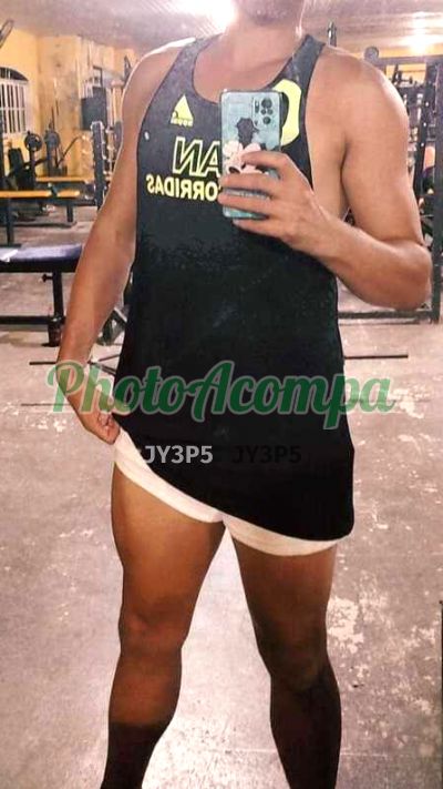 Thiago, homem que faz massagens eróticas em São Gonçalo