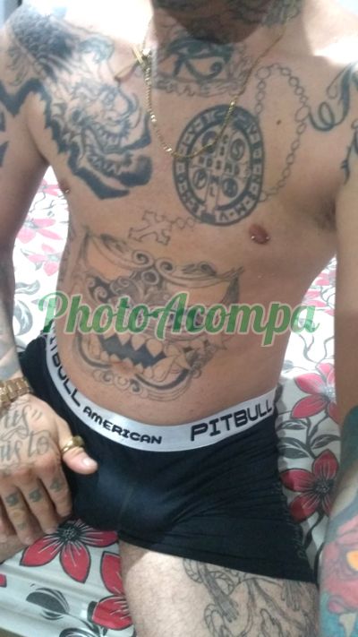 Peterson, garoto de programa em Taubaté