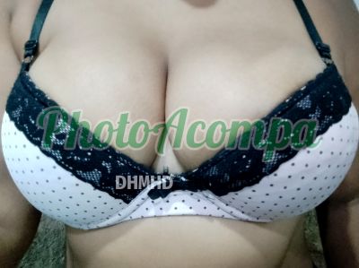 Prí, mulher que faz videochamadas e sexting