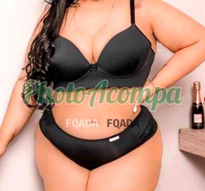 Karina, mulher que faz massagens eróticas em Ribeirão Preto