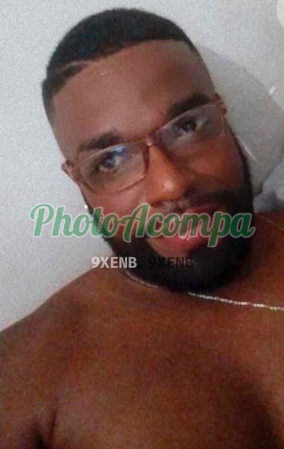 Max, garoto de programa no Rio de Janeiro