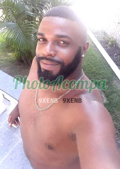 Max, garoto de programa no Rio de Janeiro