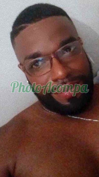 Max, garoto de programa no Rio de Janeiro