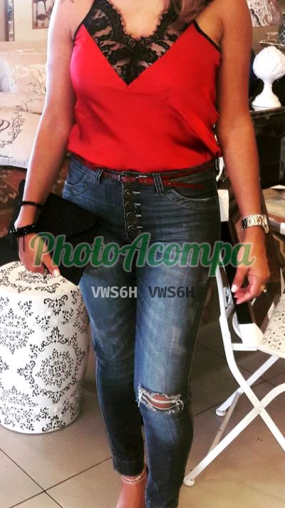 Bia, mulher que faz massagens eróticas em Campinas
