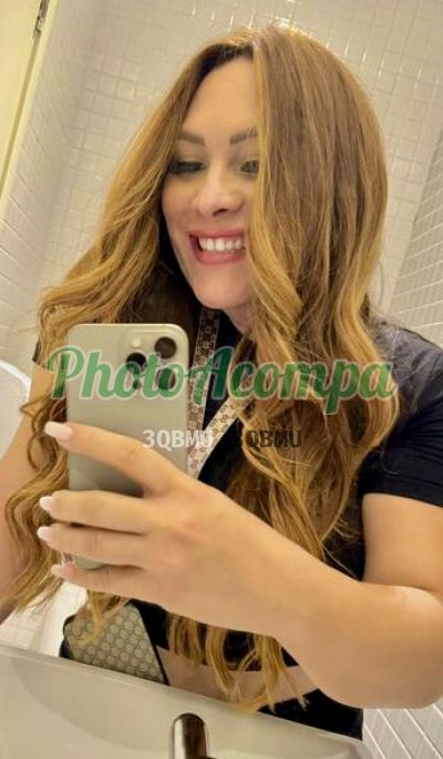 Karen, transex na Barra da Tijuca (RJ)