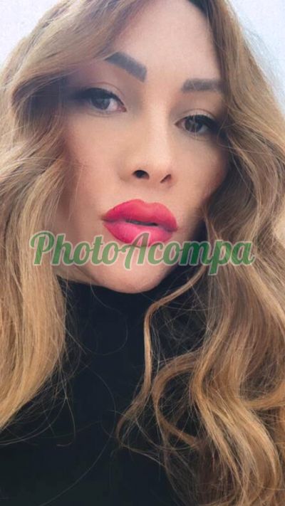 Karen, transex na Barra da Tijuca (RJ)