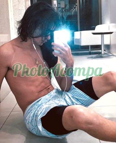 Fernando, garoto de programa em Niterói
