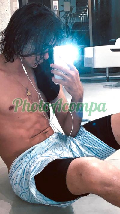Fernando, garoto de programa em Niterói