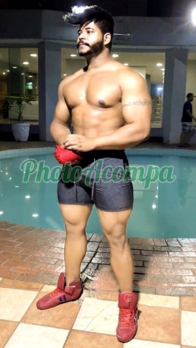 Lucas, garoto de programa em Goiânia