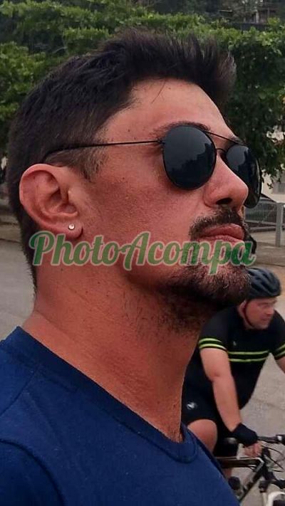 Don Ramon, garoto de programa em Ubatuba