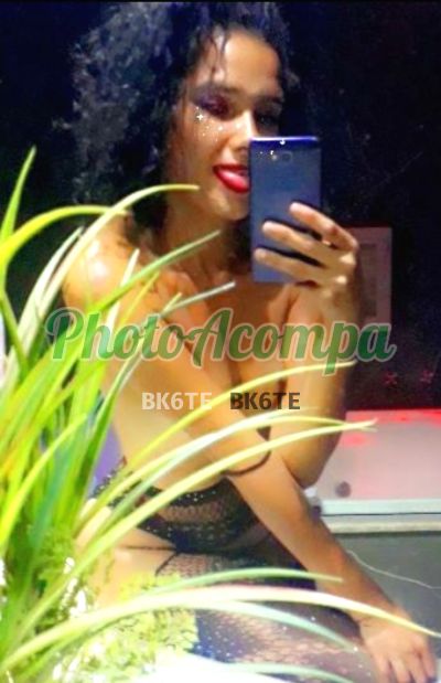 Bruna Safada, transex em Porto Ferreira
