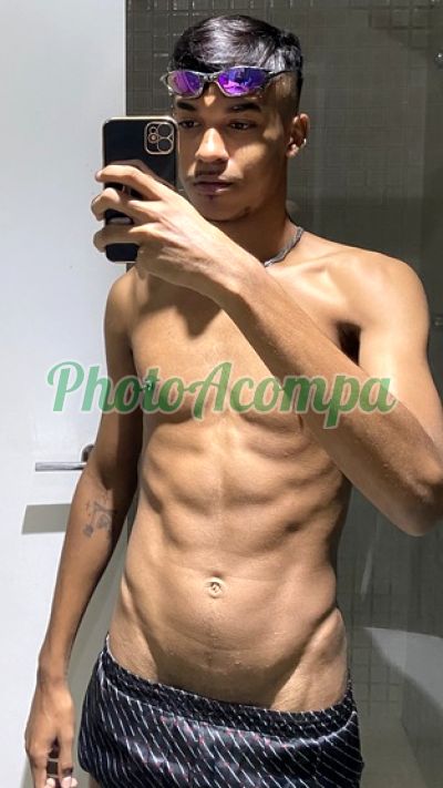 Vítor, garoto de programa no Centro (BH)