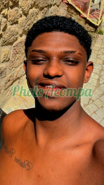Luccas Vieira, garoto de programa em São Vicente