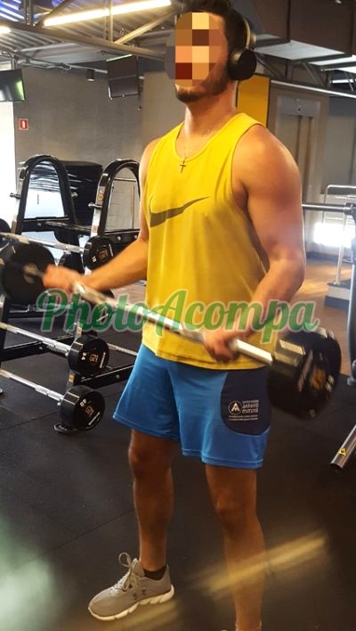 Diego, garoto de programa na Zona Norte (SP)