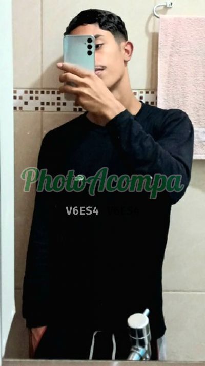 João, garoto de programa em Colombo