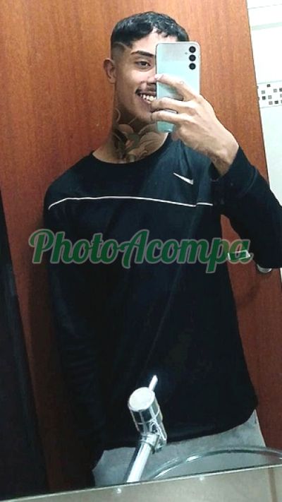 João, garoto de programa em Colombo