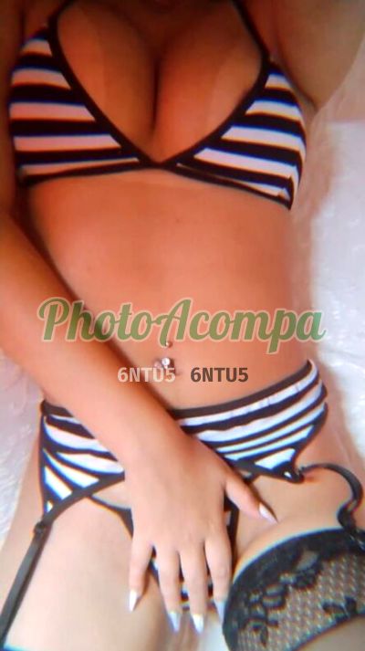 Luna, garota de programa no Guarujá