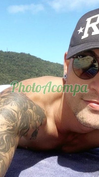 Tom Fernandes, garoto de programa em Poá
