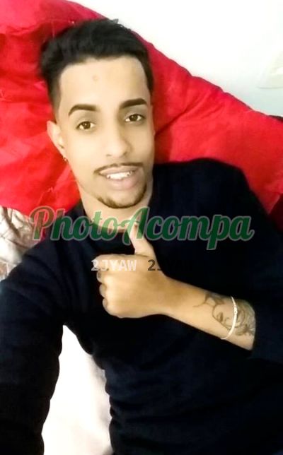 Maxwell, garoto de programa em Porto Ferreira