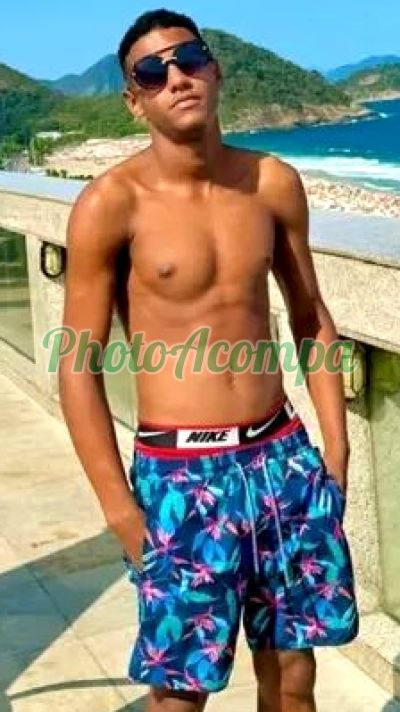 Kayky (21) 97967-8063, garoto de programa no Centro (RJ)