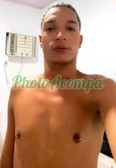Lucas Santos, garoto de programa em Nova Iguaçu