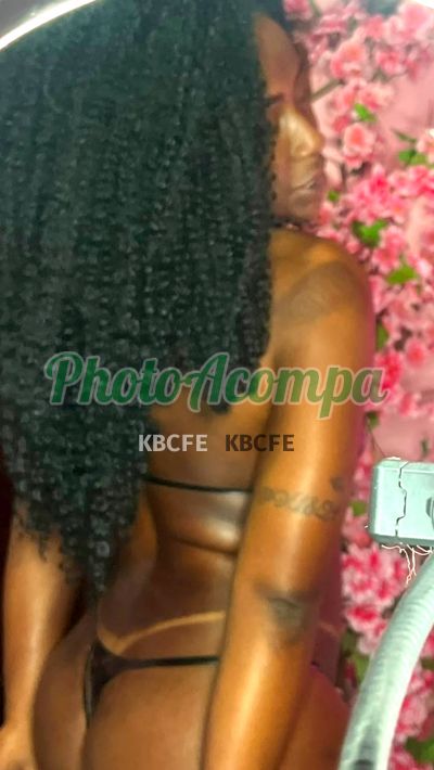 Polyana, escort em Maricá