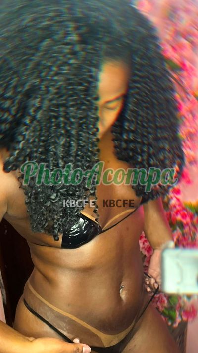 Polyana, acompanhante em Maricá