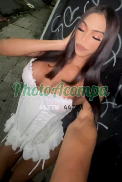 Eduarda, travesti em Bom Despacho