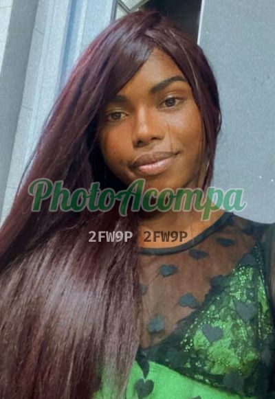 Thalita, trans em São Vicente
