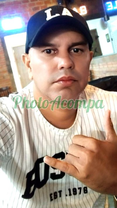 Roberto, Garoto de programa em São José dos Pinhais