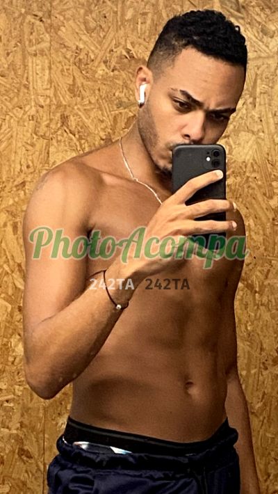Preto, garoto de programa no Rio de Janeiro