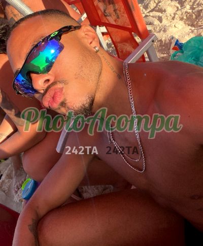 Preto, garoto de programa no Rio de Janeiro