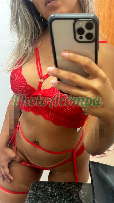 Stefany, acompanhante em Serra