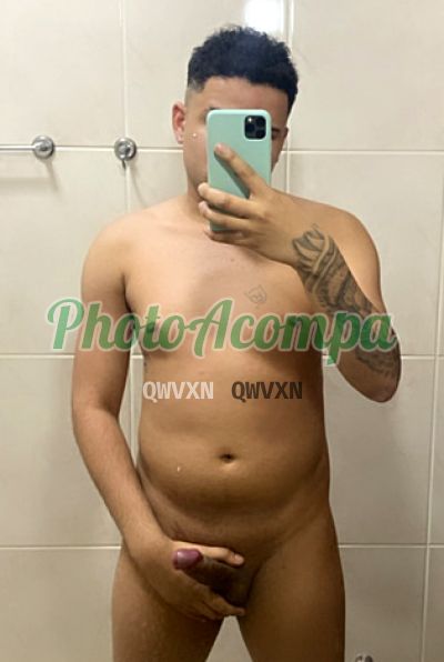 Gabriel Tavares, garoto de programa em São Paulo