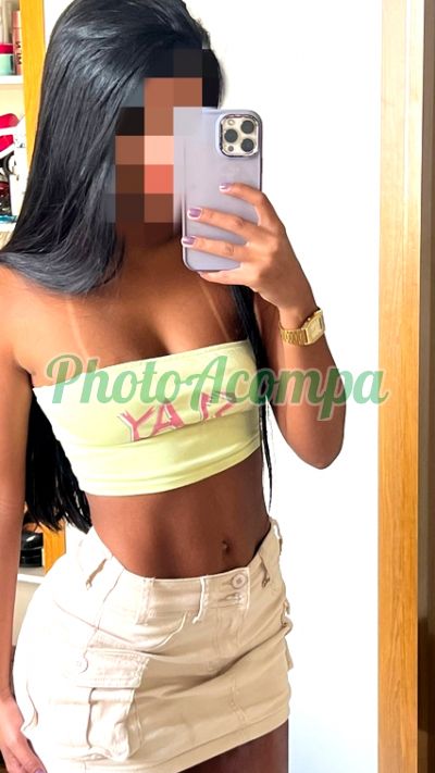 Luana, mulher que faz videochamadas e sexting