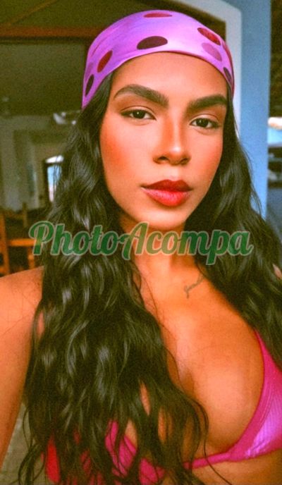 Jhulia Sales, garota de programa em Búzios