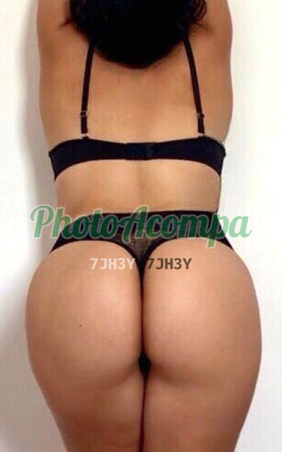 Ana Julia, escort em Poloni