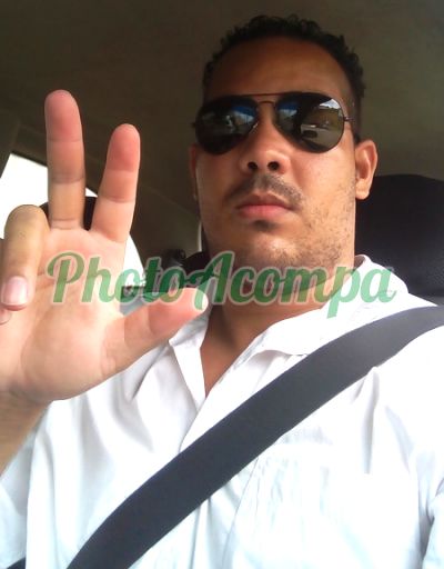 Carlos Zeferino, Garoto de programa em Salvador