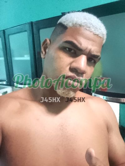 Vítor, garoto de programa em Recife