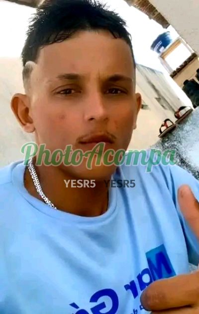 Kelvin dos Santos, garoto de programa em Joinville