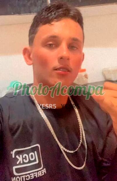 Kelvin dos Santos, garoto de programa em Joinville