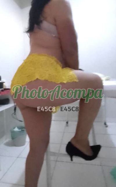 Aninha, mulher que faz massagens eróticas em Ceilândia
