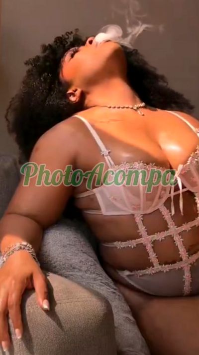 Luynne (21) 99041-5489, escort em São Paulo