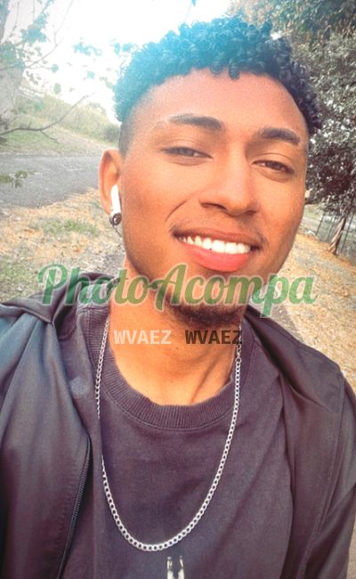 Jhonatan, garoto de programa em Goiânia