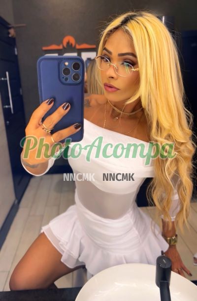 Muzikarla, escort em Fortaleza