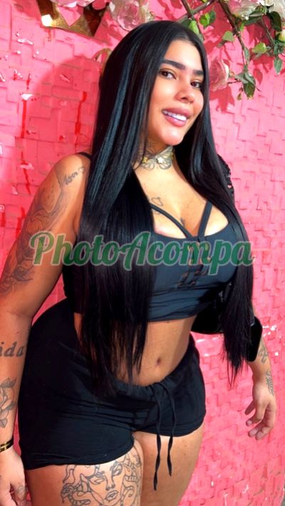 Aicha, escort em Duque de Caxias